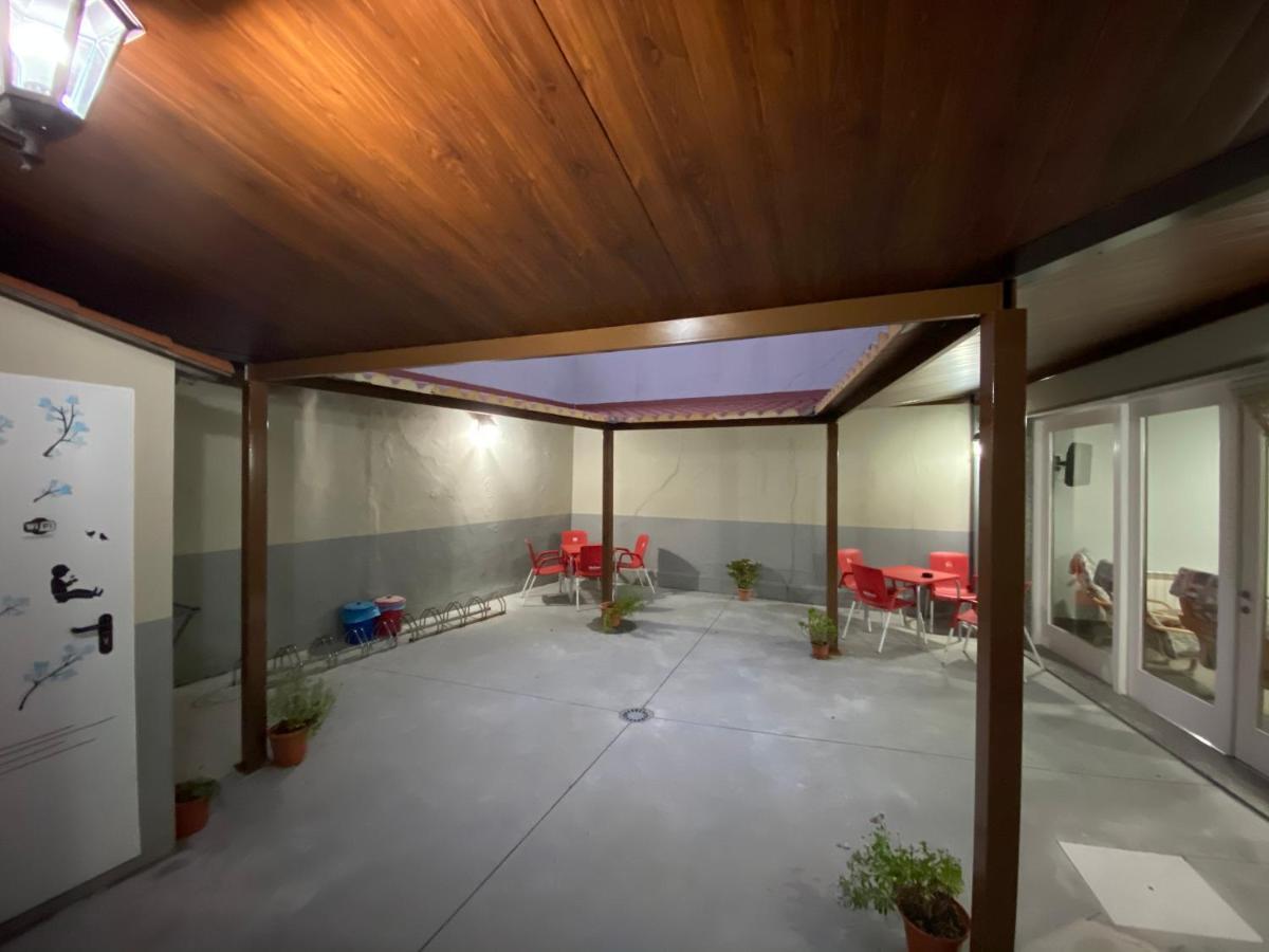Albergue Pereiro Мелиде Экстерьер фото